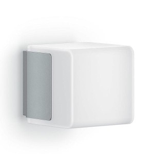 Kinkiet L 835 iHF LED z czujnikiem 9,5W 220-240V 628lm 3000K IP44 srebrny 055523 Steinel