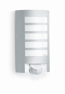 Kinkiet L 12 z czujnikiem max. 60W E27 230V IP44 srebrny 657918 Steinel