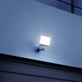 79689_CloseUp_XLED-home-2.jpg